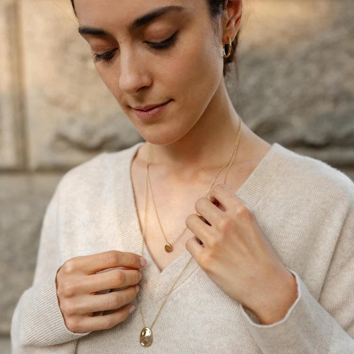 The Woman with the Iterative Necklace